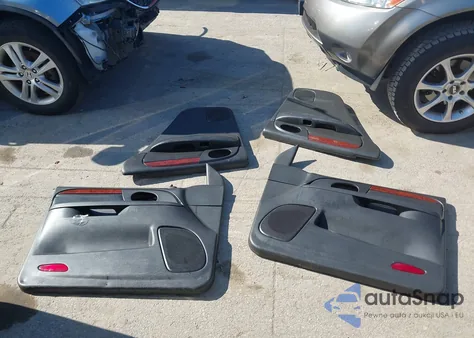 2006 GMC Envoy Slt из США, поврежденный, VIN 1GKDT13S562182615